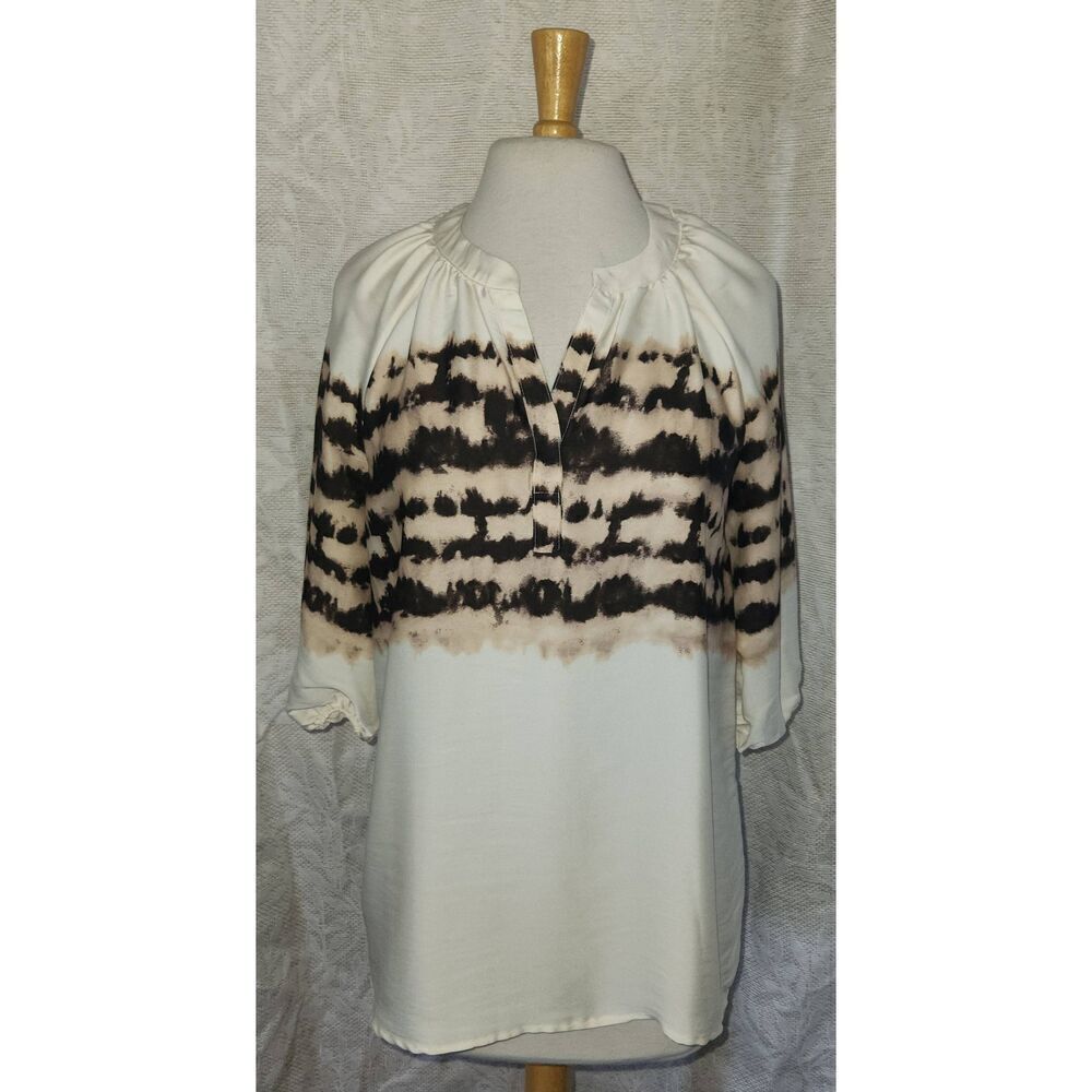 F79 Simply Vera Vera Wang brown and cream blouse